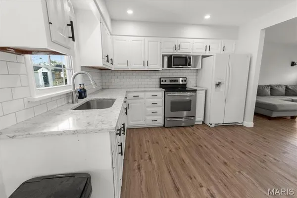 $249,000 | 317 West Field Drive, Red Bud, IL 62278