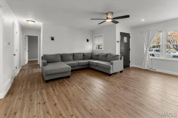 $249,000 | 317 West Field Drive, Red Bud, IL 62278