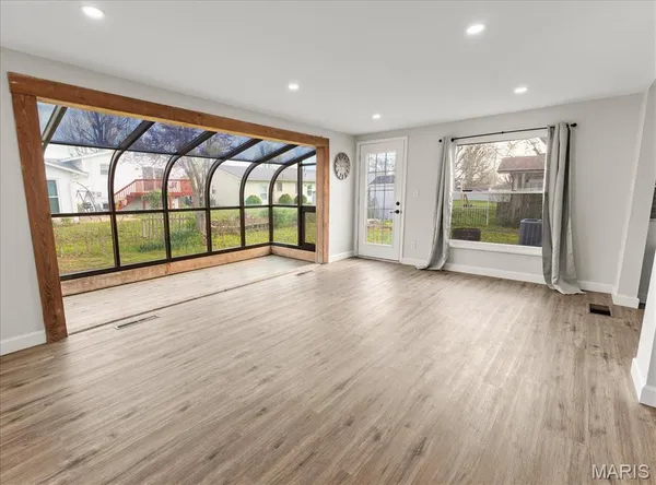 $249,000 | 317 West Field Drive, Red Bud, IL 62278