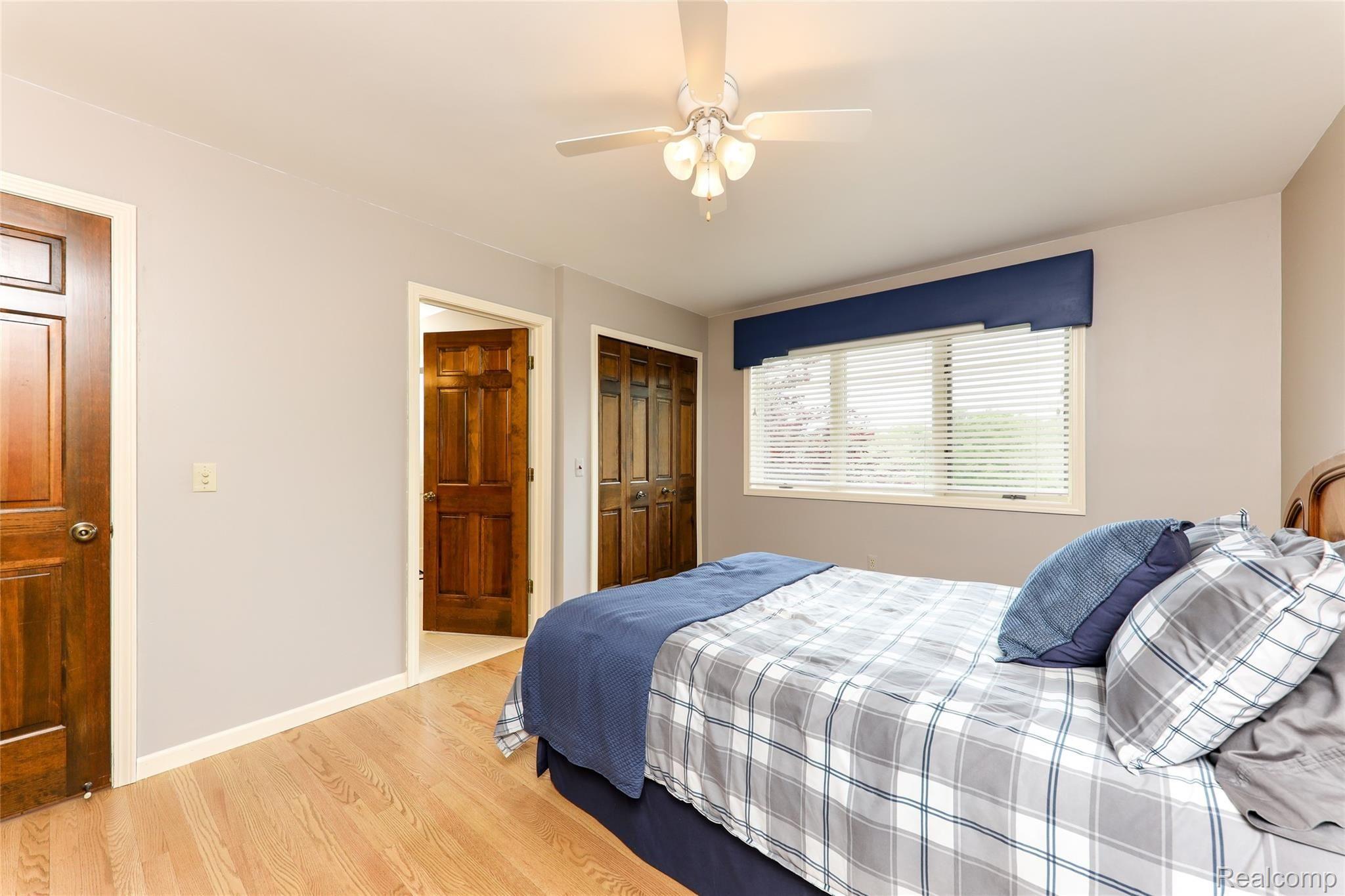 50450 Hanford Road Canton, MI 48187 - Photo 50 of 85 Hardwood Floors
