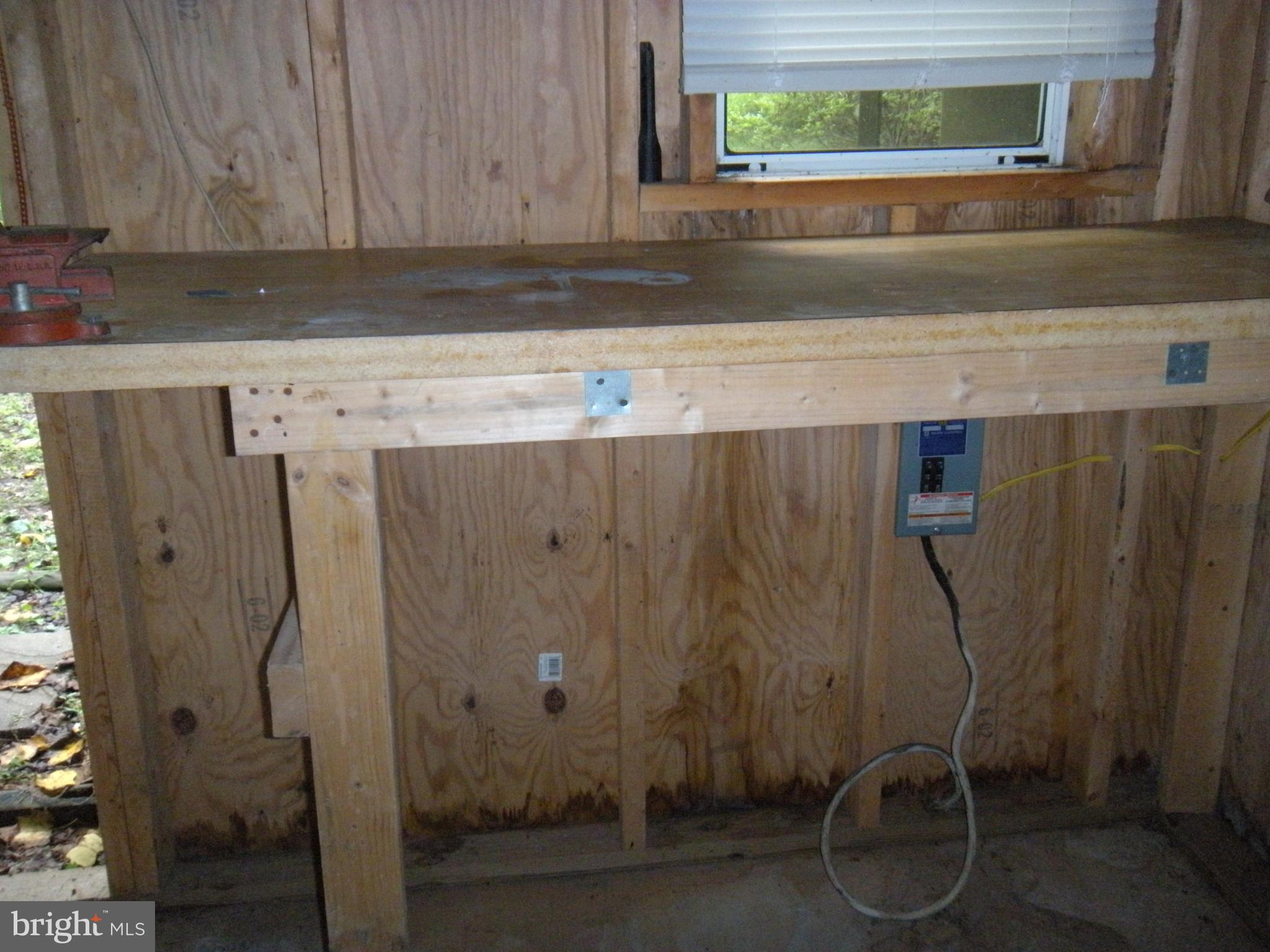 539 Redground Drive Ruther Glen, VA 22546 - Photo 37 of 49 Shed workshop