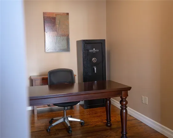 $2,200 | 90 East Market Street, Unit 2, Corning, NY 14830