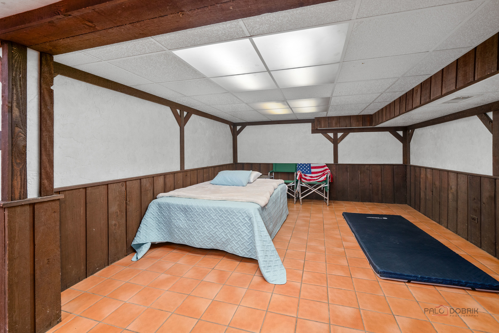 37 Forest Hills Road Lake Bluff, IL 60044 - Photo 33 of 52 a bedroom with a bed and wooden floor