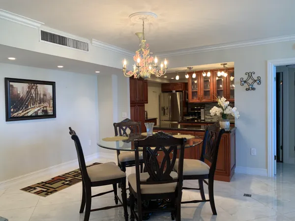 $9,500 | 3450 South Ocean Boulevard, Unit 508, Palm Beach, FL 33480