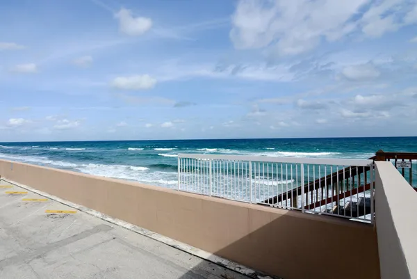 $9,500 | 3450 South Ocean Boulevard, Unit 508, Palm Beach, FL 33480