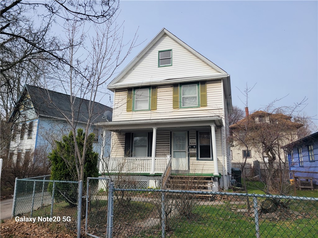 1119 Goodman St North  