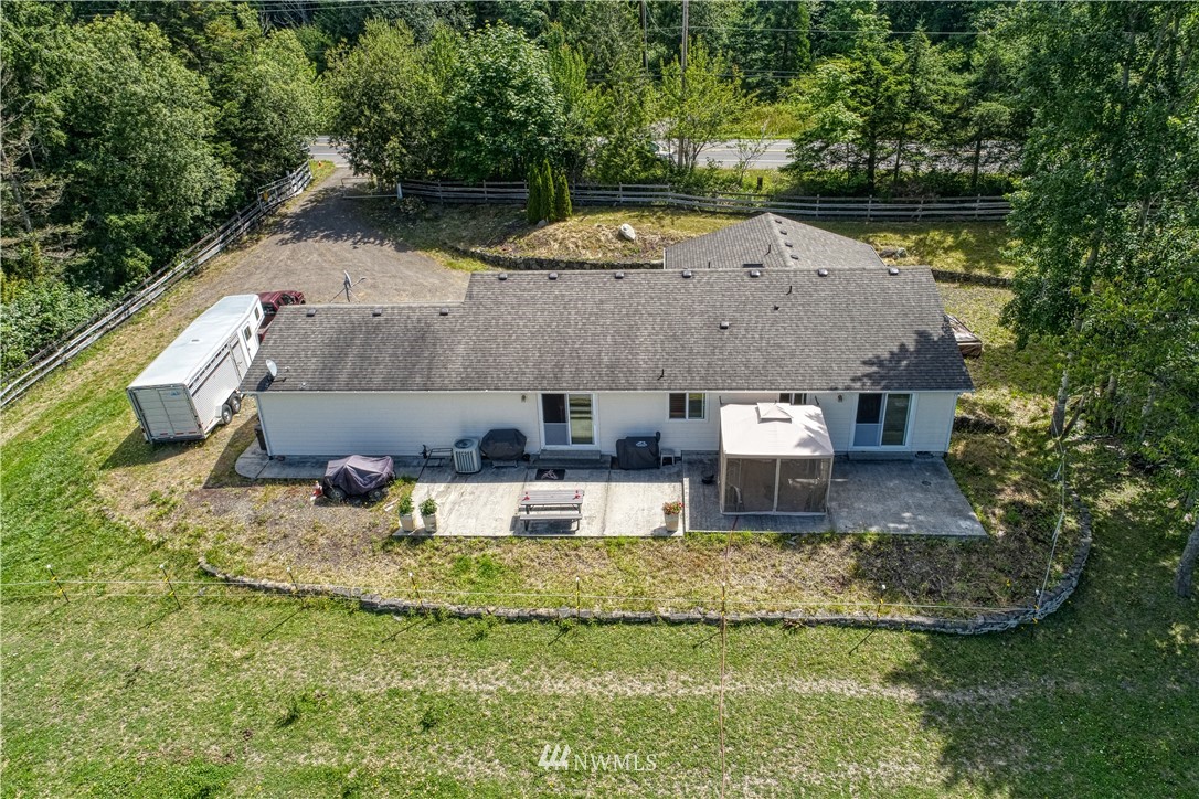 756 Center Road Chimacum, WA 98325 - Photo 4 of 32
