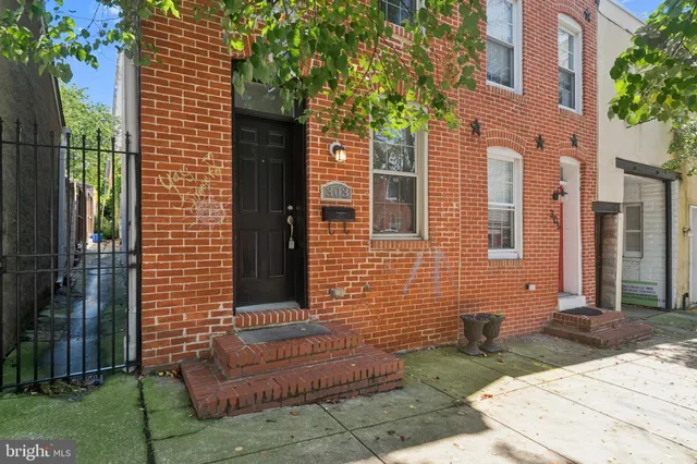 $299,999 | 303 South Washington Street, Baltimore, MD 21231