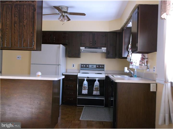 128 North Hunter Forge Road Newark, DE 19713 - Photo 5 of 13 Kitchen