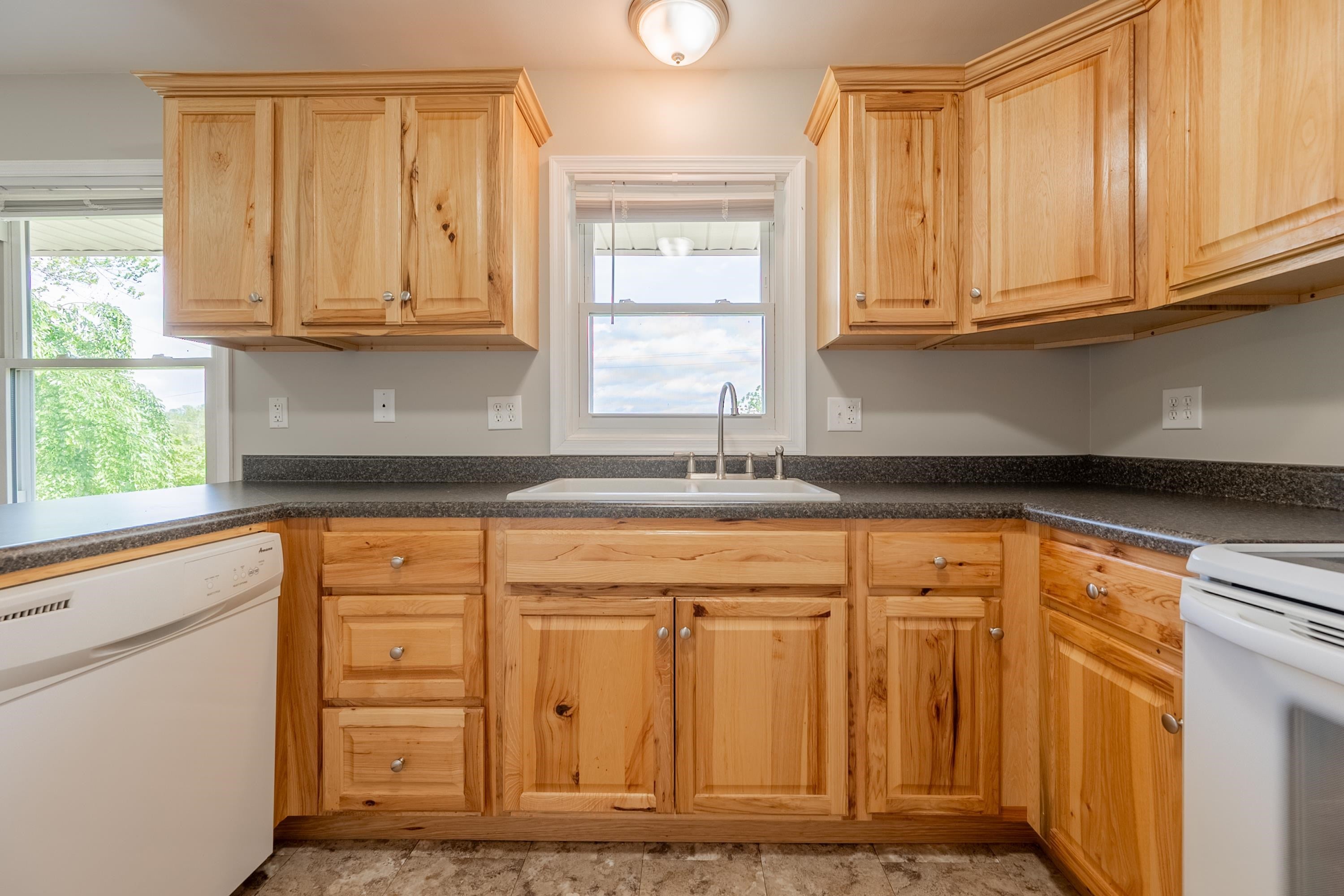 7705 Brandon Road Radford, VA 24141 - Photo 18 of 53 Gallery Image 18