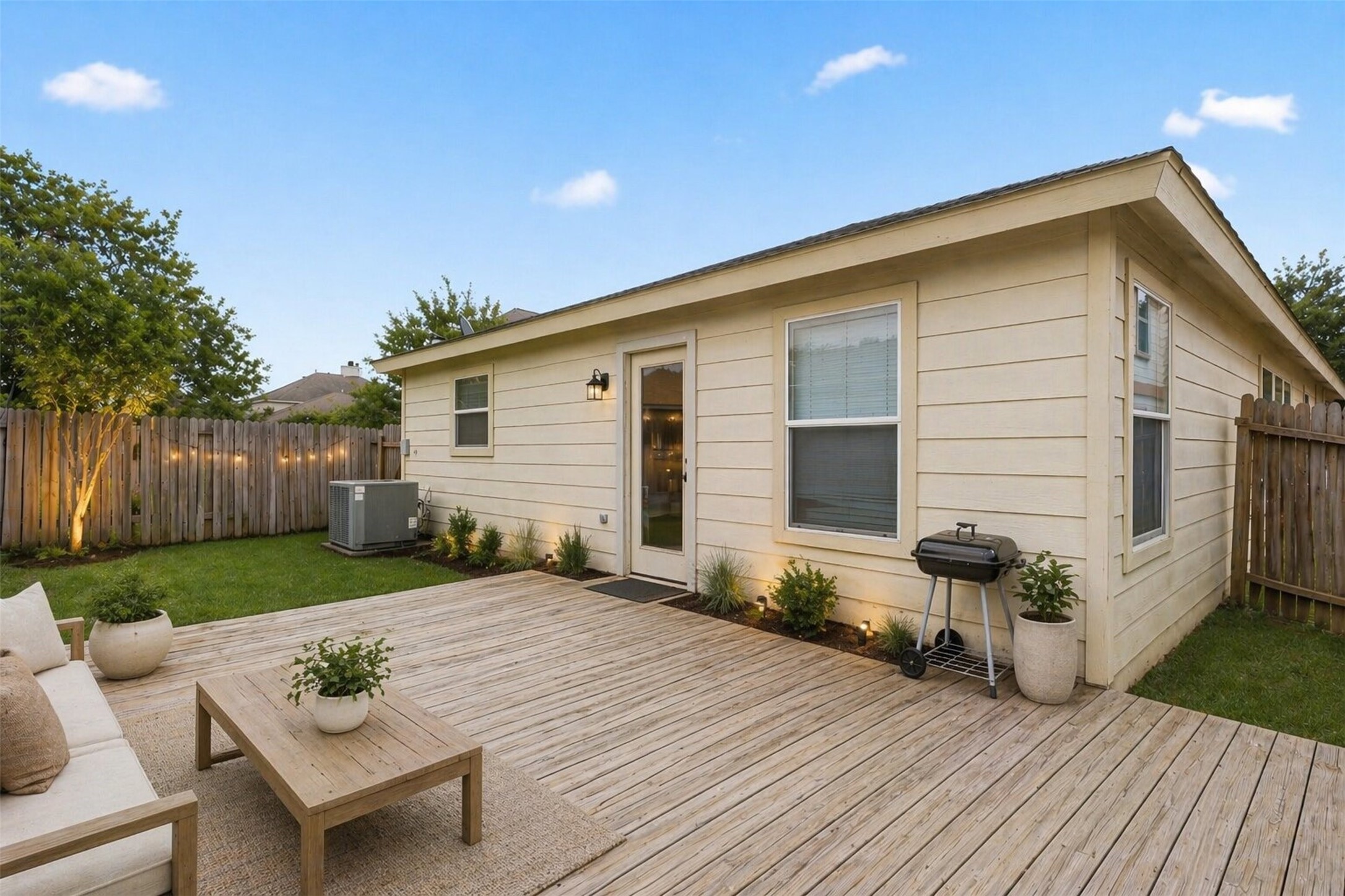 3010 Swift Brook Glen Way Spring, TX 77389 - Photo 16 of 17 a view of a backyard with sitting area