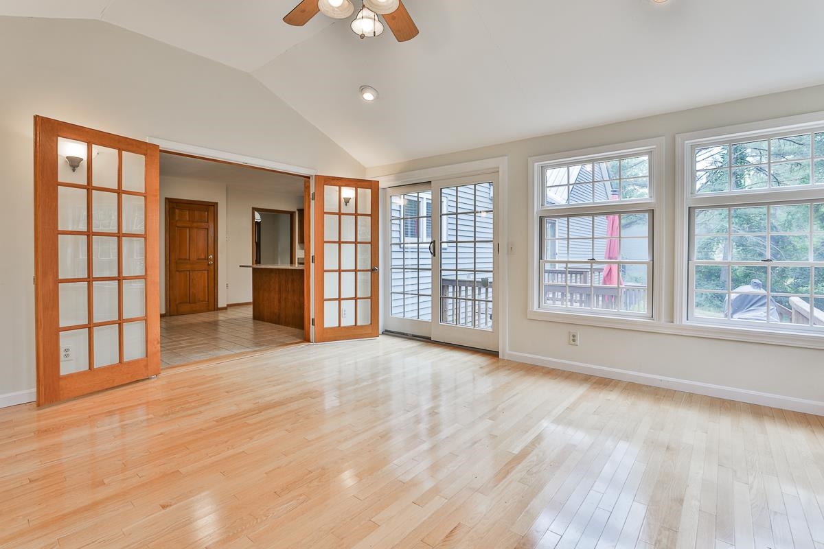 64 Woodward Road Merrimack, NH 03054 - Photo 14 of 38