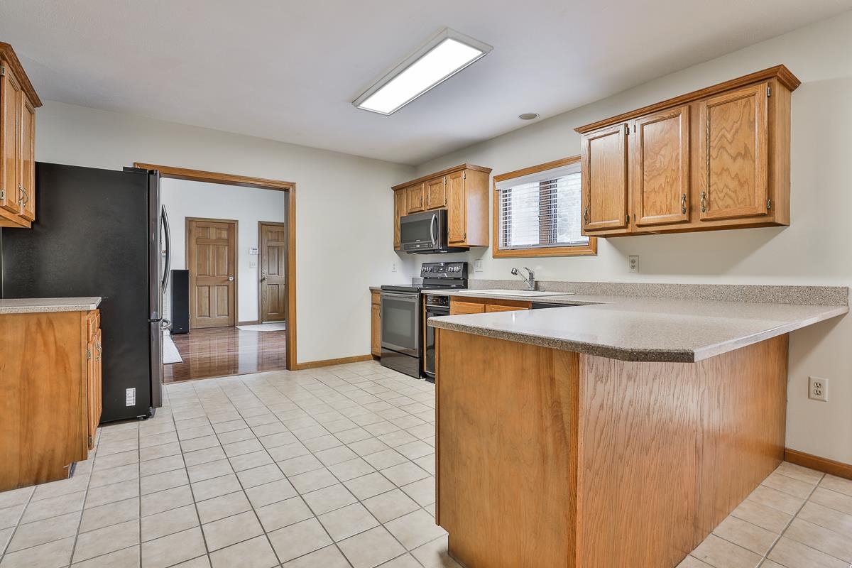 64 Woodward Road Merrimack, NH 03054 - Photo 18 of 38