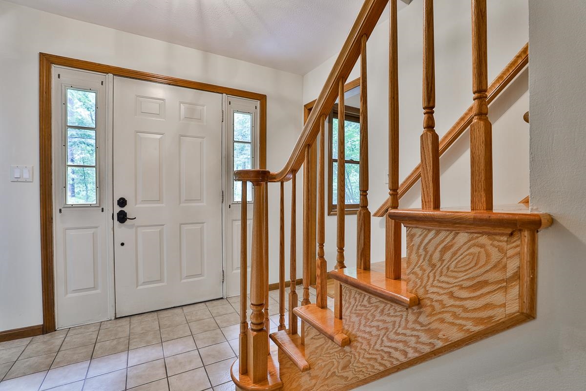 64 Woodward Road Merrimack, NH 03054 - Photo 7 of 38