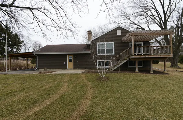 $3,200 | 1070 Center Drive, South Elgin, IL 60177