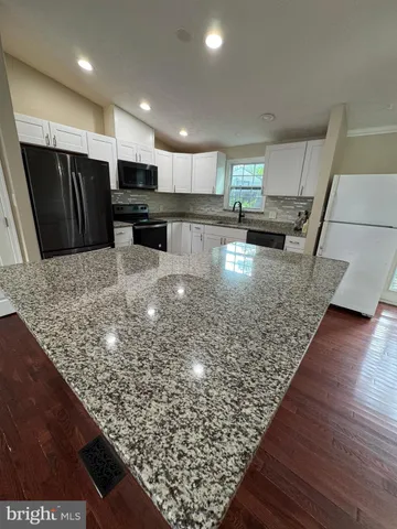 $538,500 | 9321 Kenbrooke Court, Laurel, MD 20723