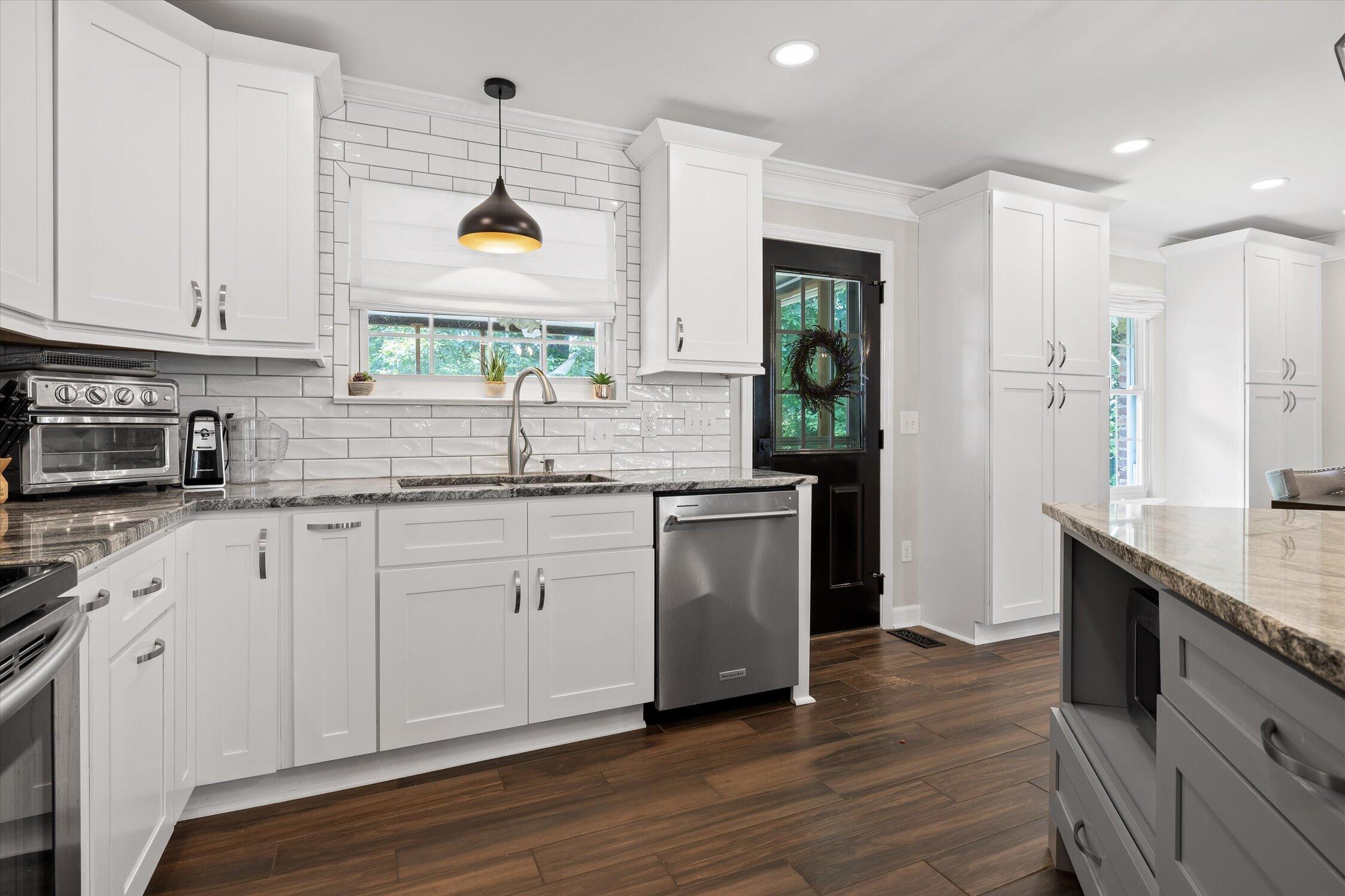 8611 Clearwood Road Chattanooga, TN 37421 - Photo 7 of 66 27-Clearwood-27