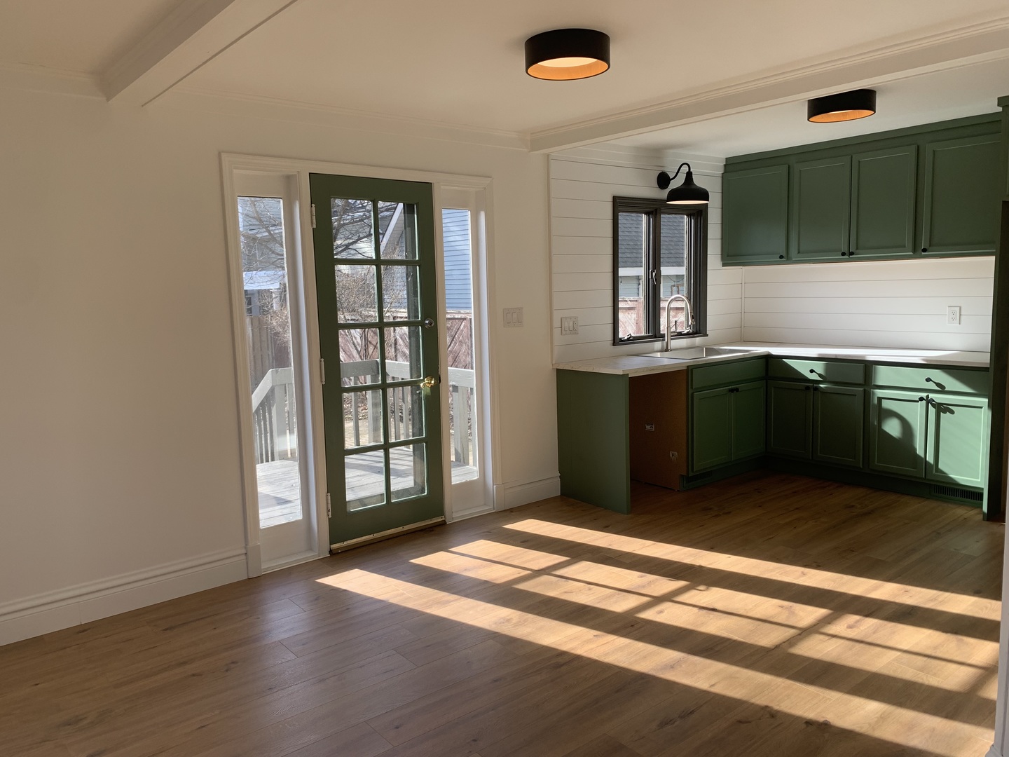 409 Jackson Avenue St. Charles, IL 60174 - Photo 6 of 37