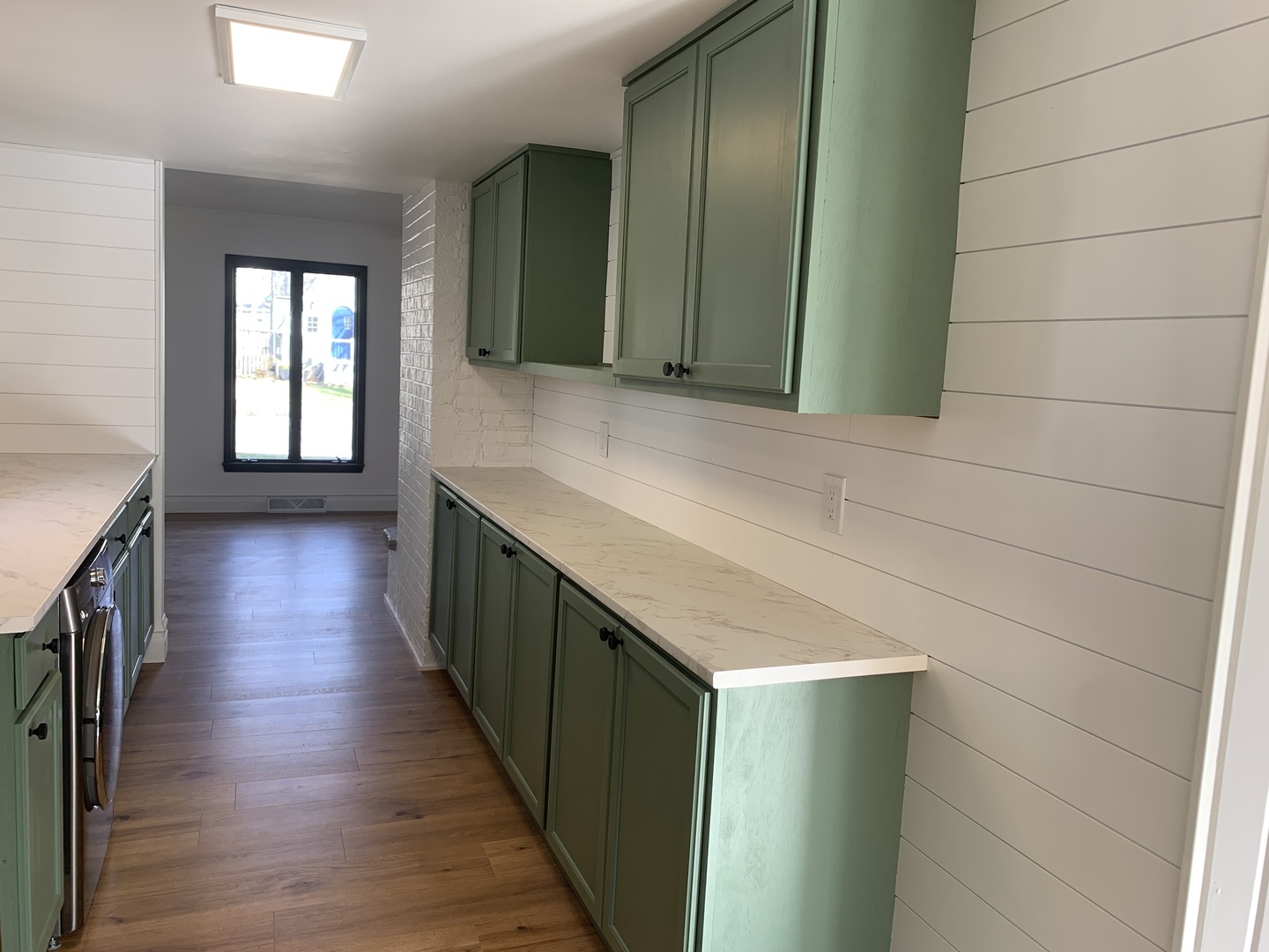 409 Jackson Avenue St. Charles, IL 60174 - Photo 10 of 37