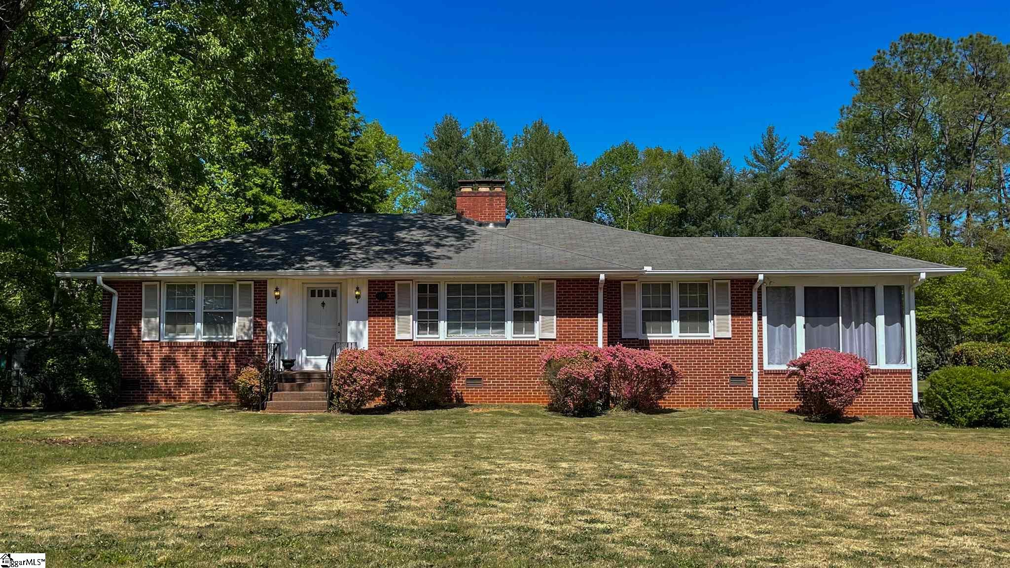 114 Duncan Chapel Road Greenville, SC 29617 - Photo 1 of 36 Gallery Image 1