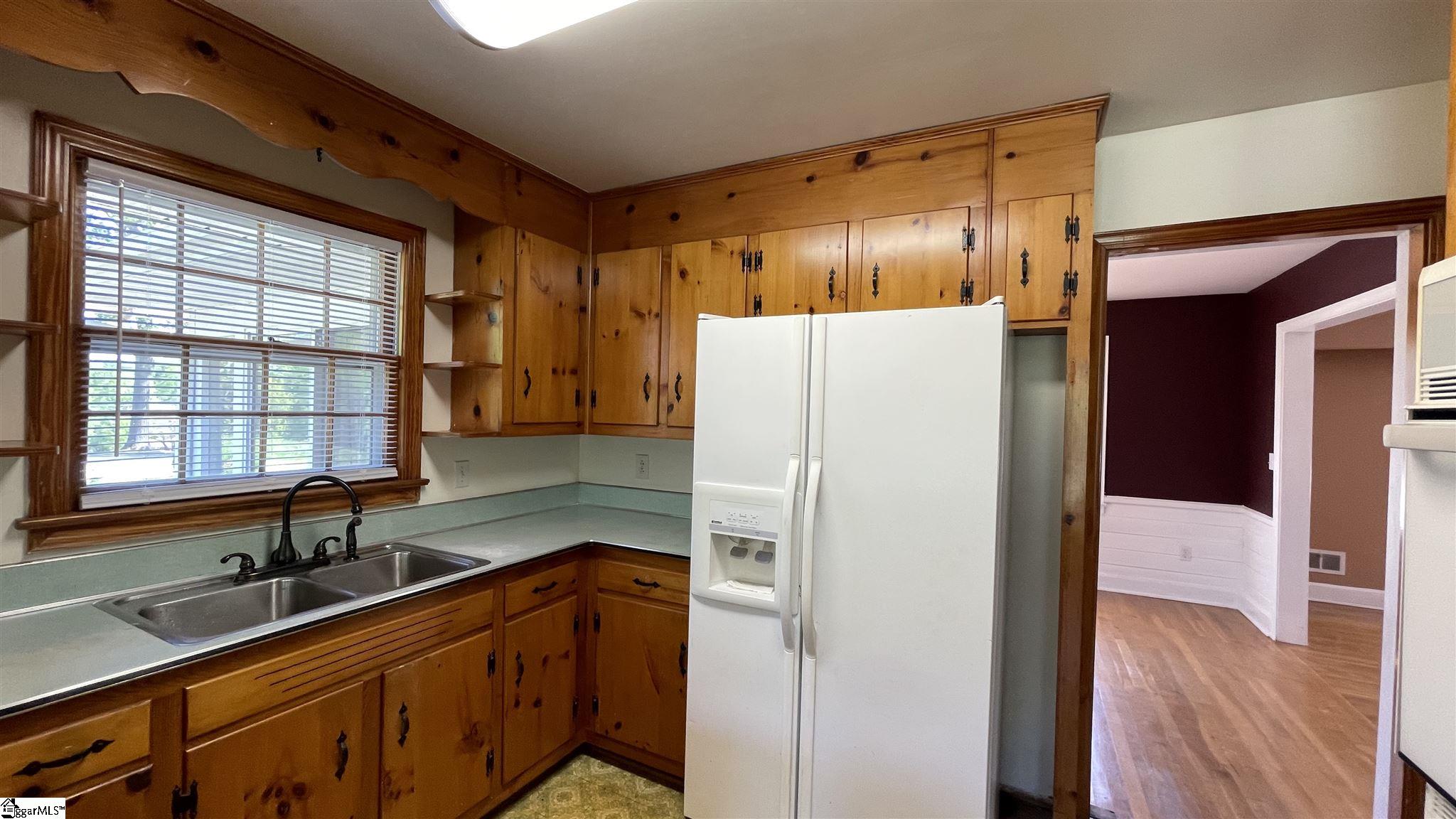114 Duncan Chapel Road Greenville, SC 29617 - Photo 11 of 36 Gallery Image 11