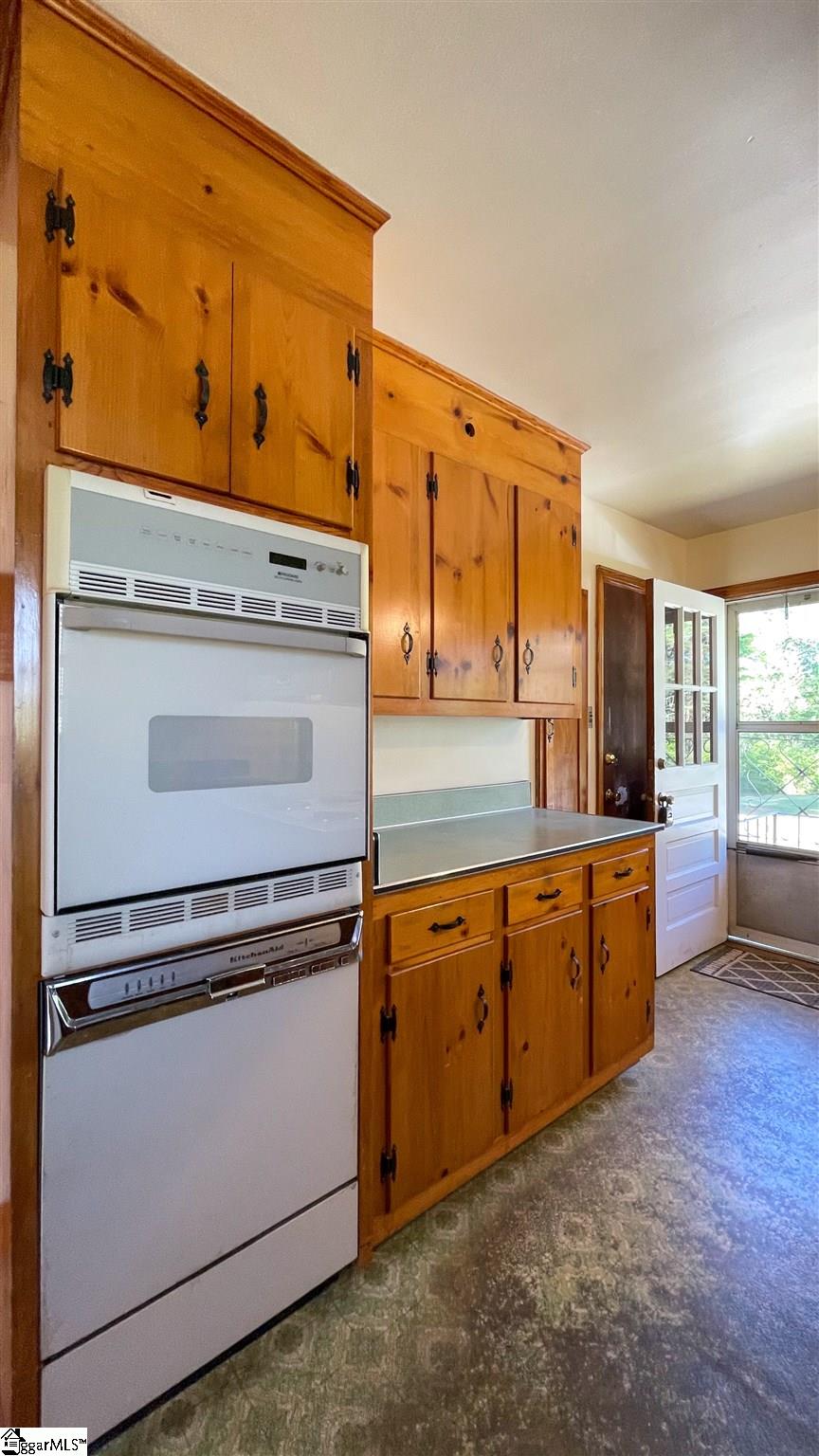 114 Duncan Chapel Road Greenville, SC 29617 - Photo 16 of 36 Gallery Image 16