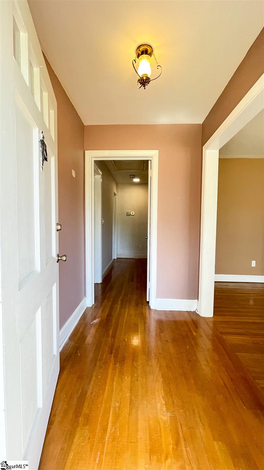 114 Duncan Chapel Road Greenville, SC 29617 - Photo 6 of 36 Gallery Image 6