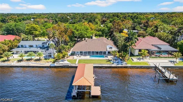 $2,700,000 | 3540 Stuart Court, Fort Myers, FL 33901