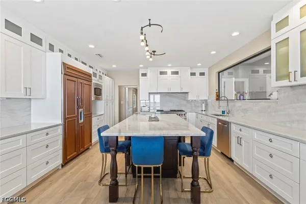 $2,700,000 | 3540 Stuart Court, Fort Myers, FL 33901