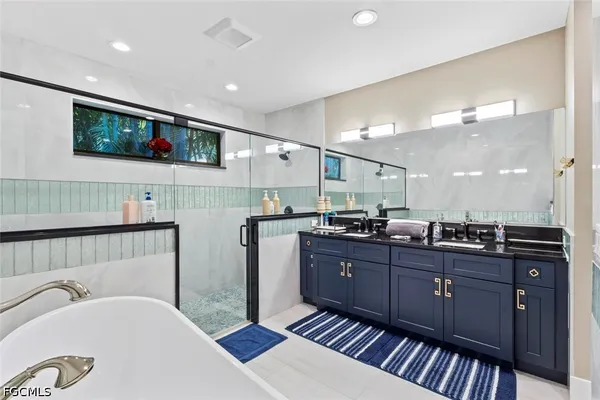 $2,700,000 | 3540 Stuart Court, Fort Myers, FL 33901