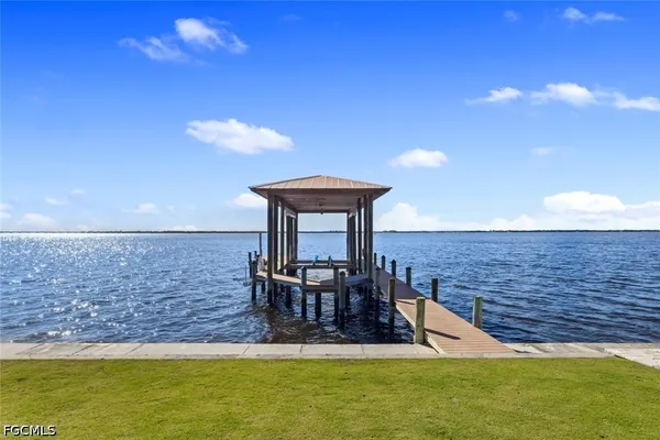 $2,700,000 | 3540 Stuart Court, Fort Myers, FL 33901