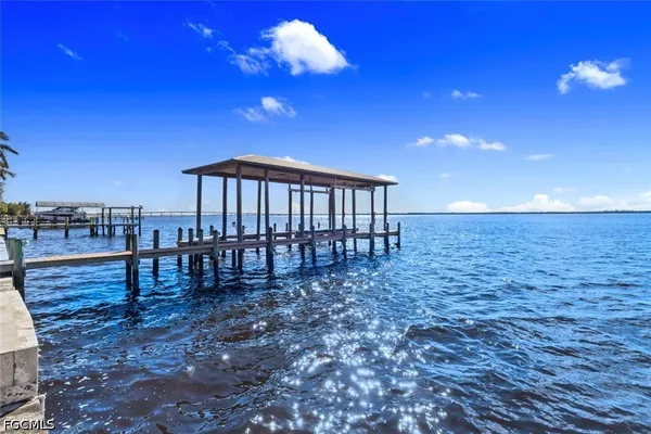 $2,700,000 | 3540 Stuart Court, Fort Myers, FL 33901