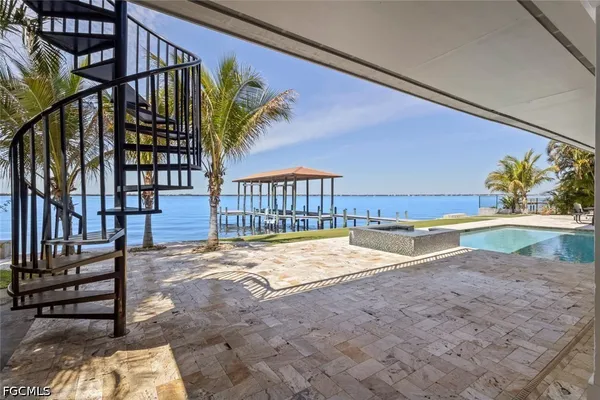 $2,700,000 | 3540 Stuart Court, Fort Myers, FL 33901