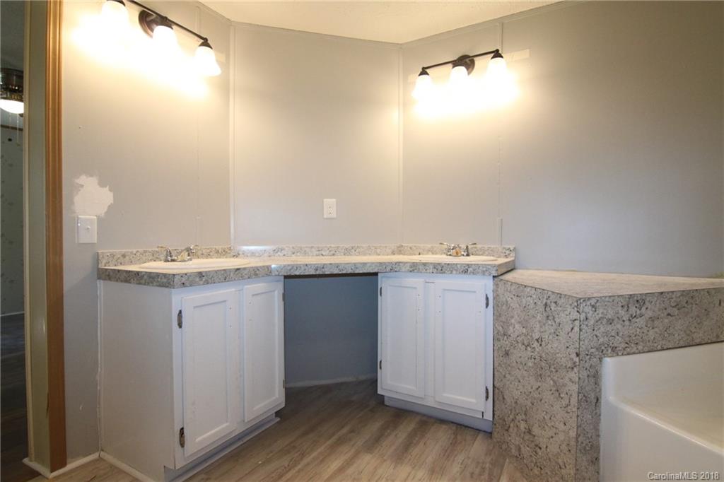 2418 County Line Road Kings Mountain, NC 28086 - Photo 22 of 35 Gallery Image 22