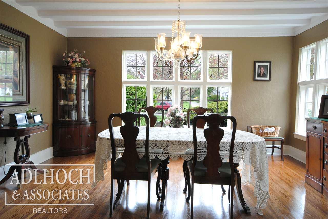 1328 Berkshire Road Grosse Pointe, MI 48230 - Photo 5 of 27