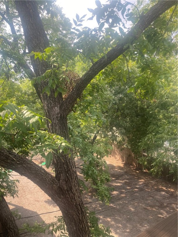 612 Park Place, Unit 303 Austin, TX 78705 - Photo 23 of 26