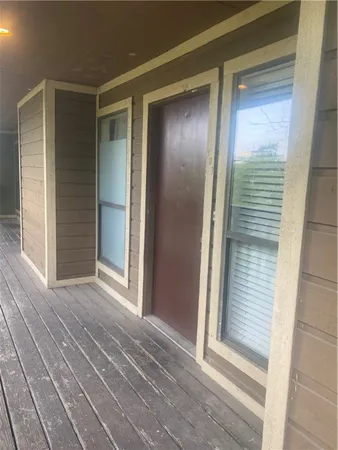 $1,200 | 612 Park Place, Unit 303, Austin, TX 78705