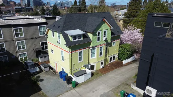 $1,948,000 | 1609 East Columbia Street, Seattle, WA 98122