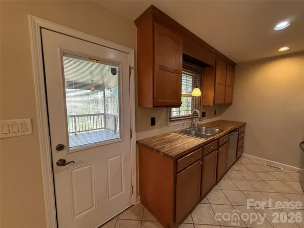 $2,175 | 11901 Field Street, Cornelius, NC 28031