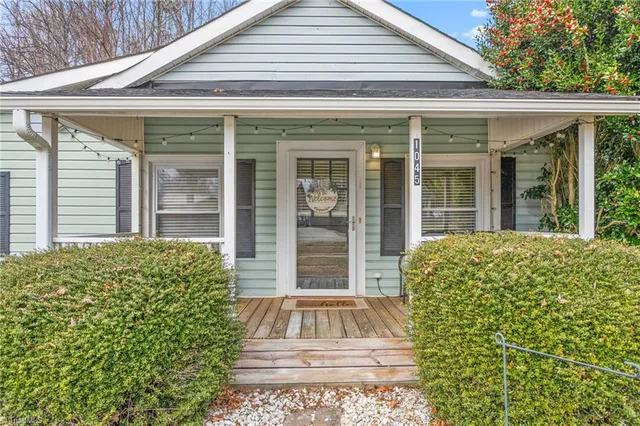 $250,000 | 1045 South Third Street, Mebane, NC 27302
