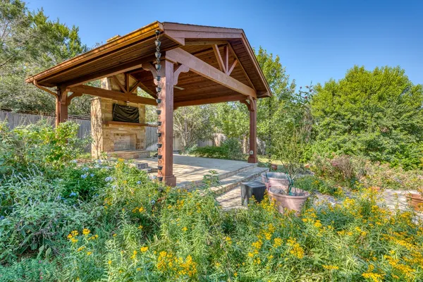 $515,000 | 706 Rogart Drive, Spicewood, TX 78669