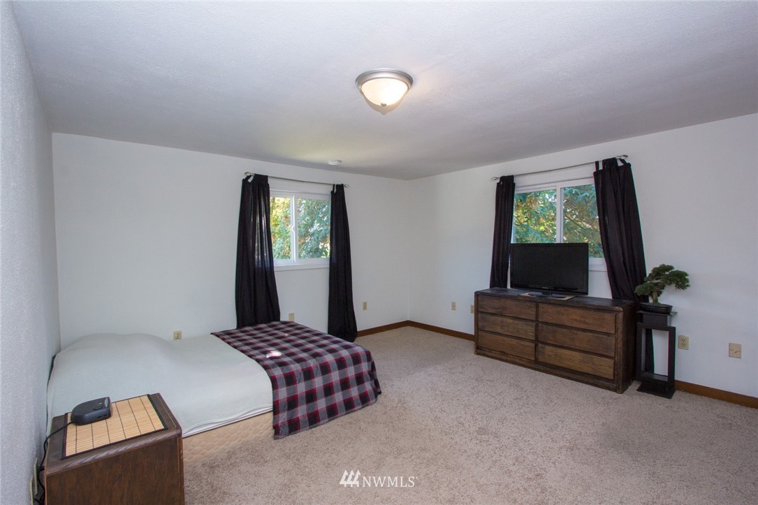 725 R Street Northeast Auburn, WA 98002 - Photo 20 of 24 Gallery Image 20