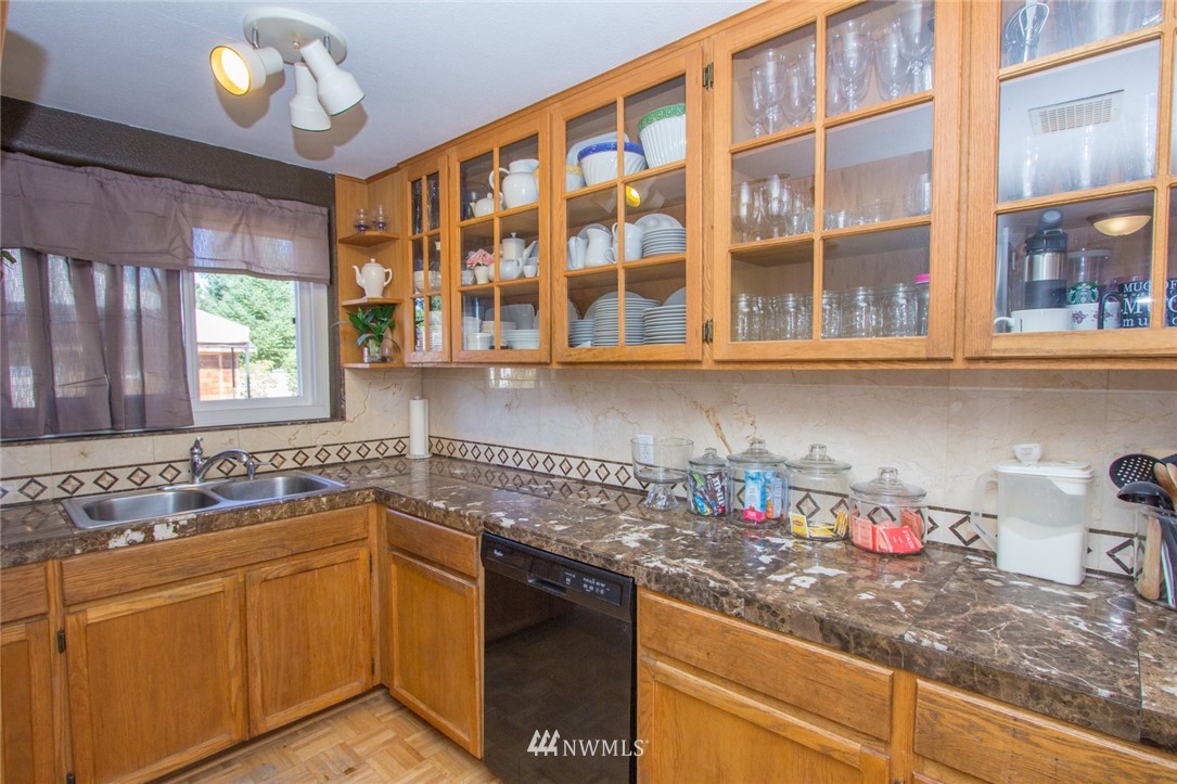 725 R Street Northeast Auburn, WA 98002 - Photo 3 of 24 Gallery Image 3
