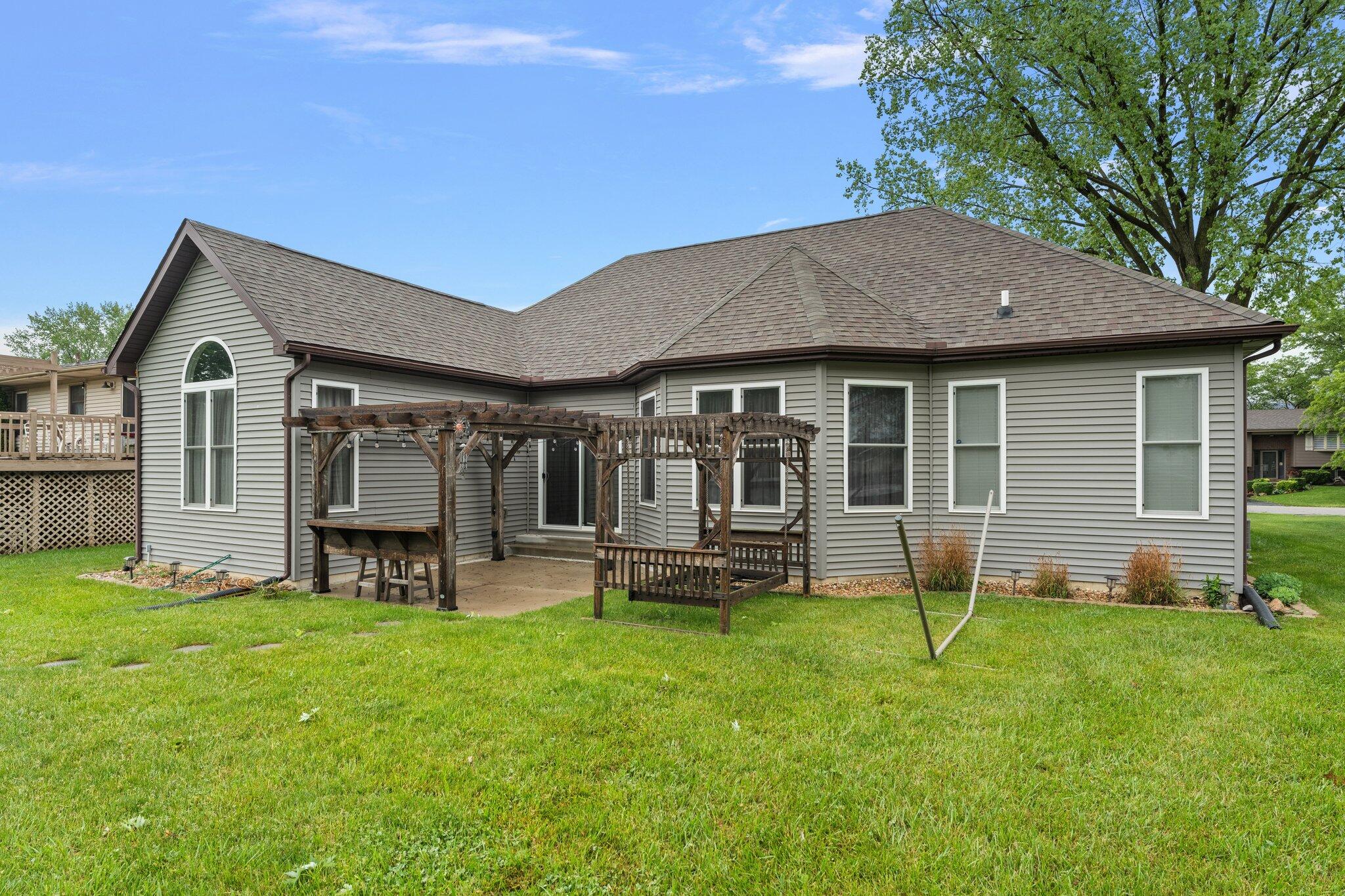 3467 Highland Court Crown Point, IN 46307 - Photo 38 of 44 2048x1365