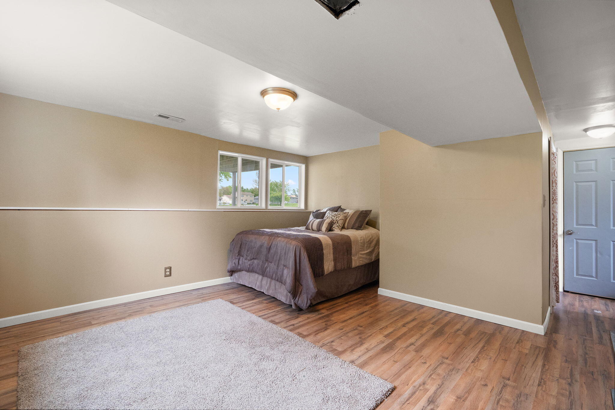 3697 Kingsway Drive Crown Point, IN 46307 - Photo 19 of 25 2048x1365