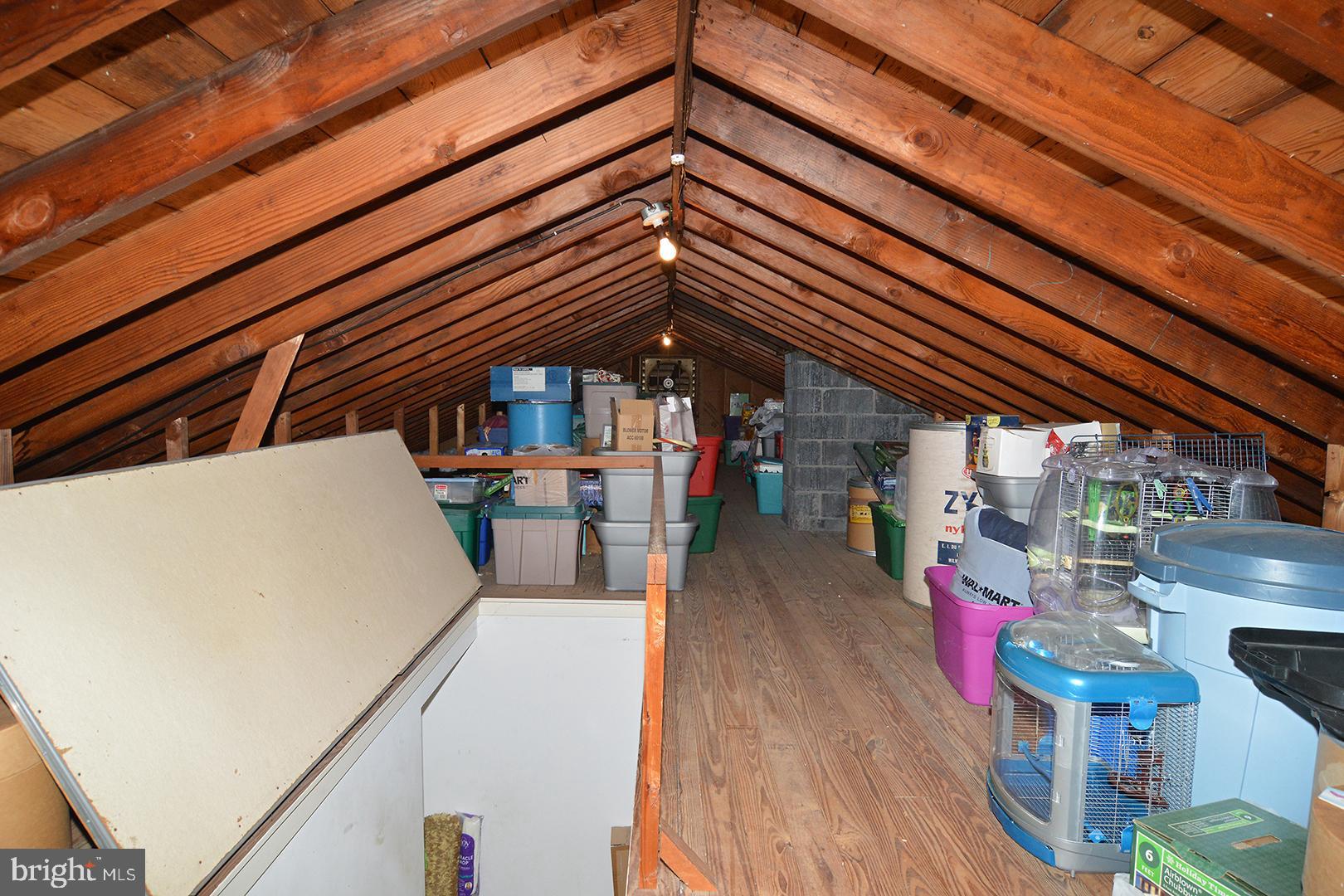 715 North Waverly Street Reading, PA 19607 - Photo 12 of 19 Gallery Image 12