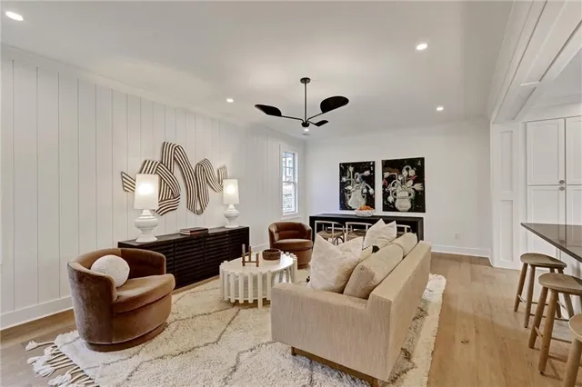 $750,000 | 724 Bradford Street Northwest, Gainesville, GA 30501