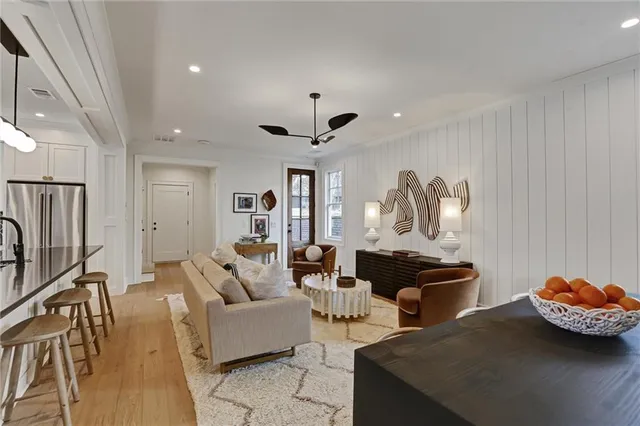 $750,000 | 724 Bradford Street Northwest, Gainesville, GA 30501