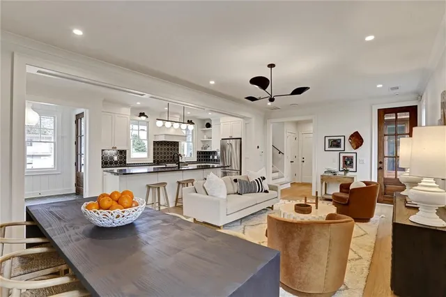 $750,000 | 724 Bradford Street Northwest, Gainesville, GA 30501