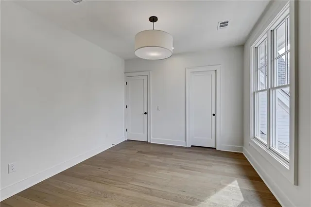 $750,000 | 724 Bradford Street Northwest, Gainesville, GA 30501